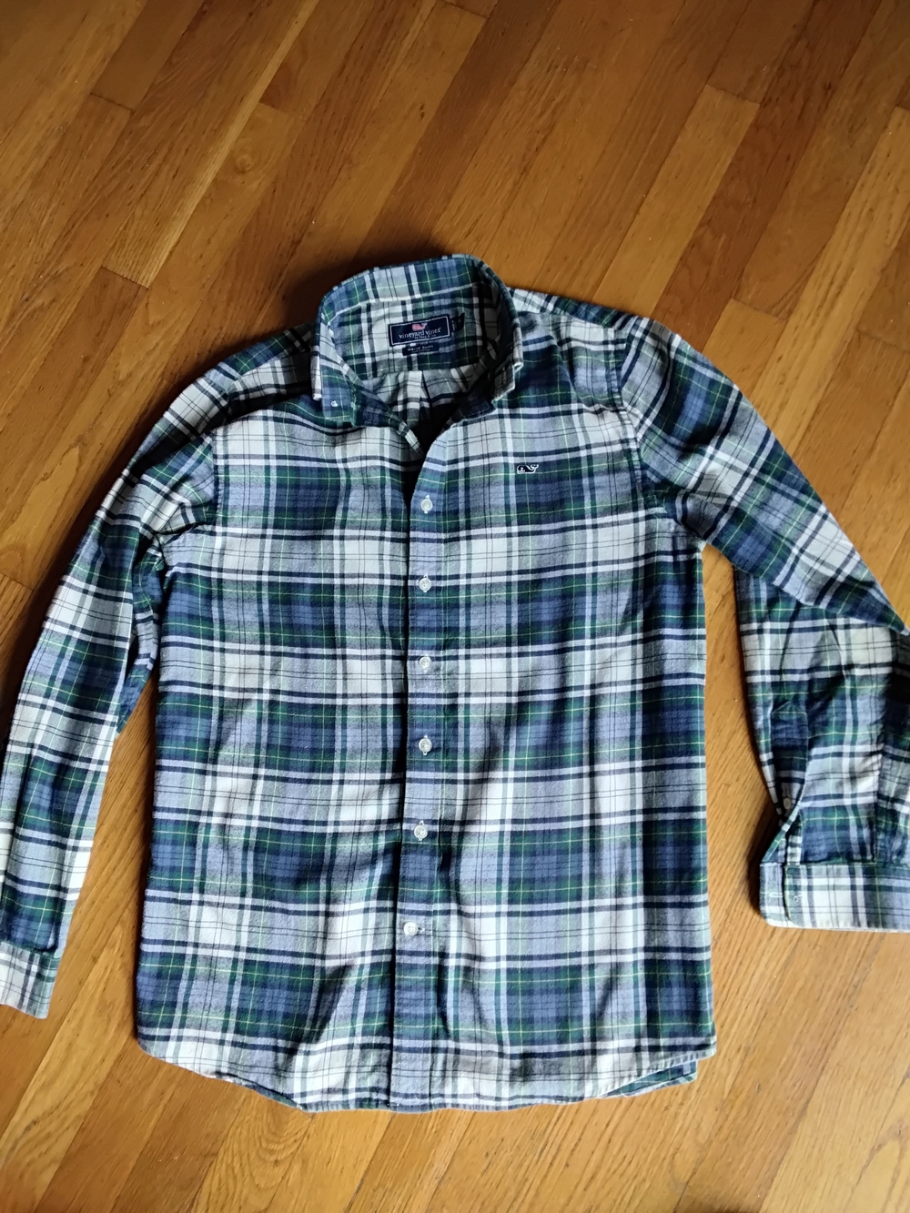 Vineyard Vines boys XL plaid button down cotton shirt